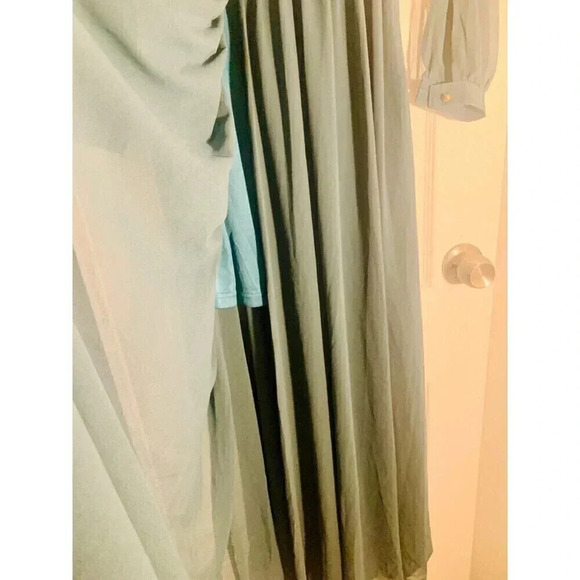 NEW Mia Joy Long open Sleeve Flowy Size Small Dress with charm and extra button - Picture 8 of 10